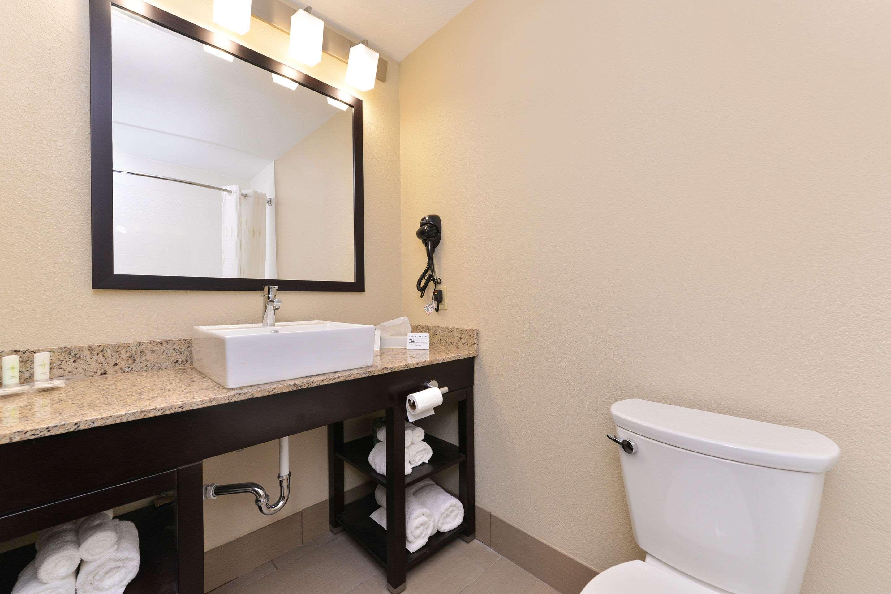 Comfort Suites Columbus Dış mekan fotoğraf